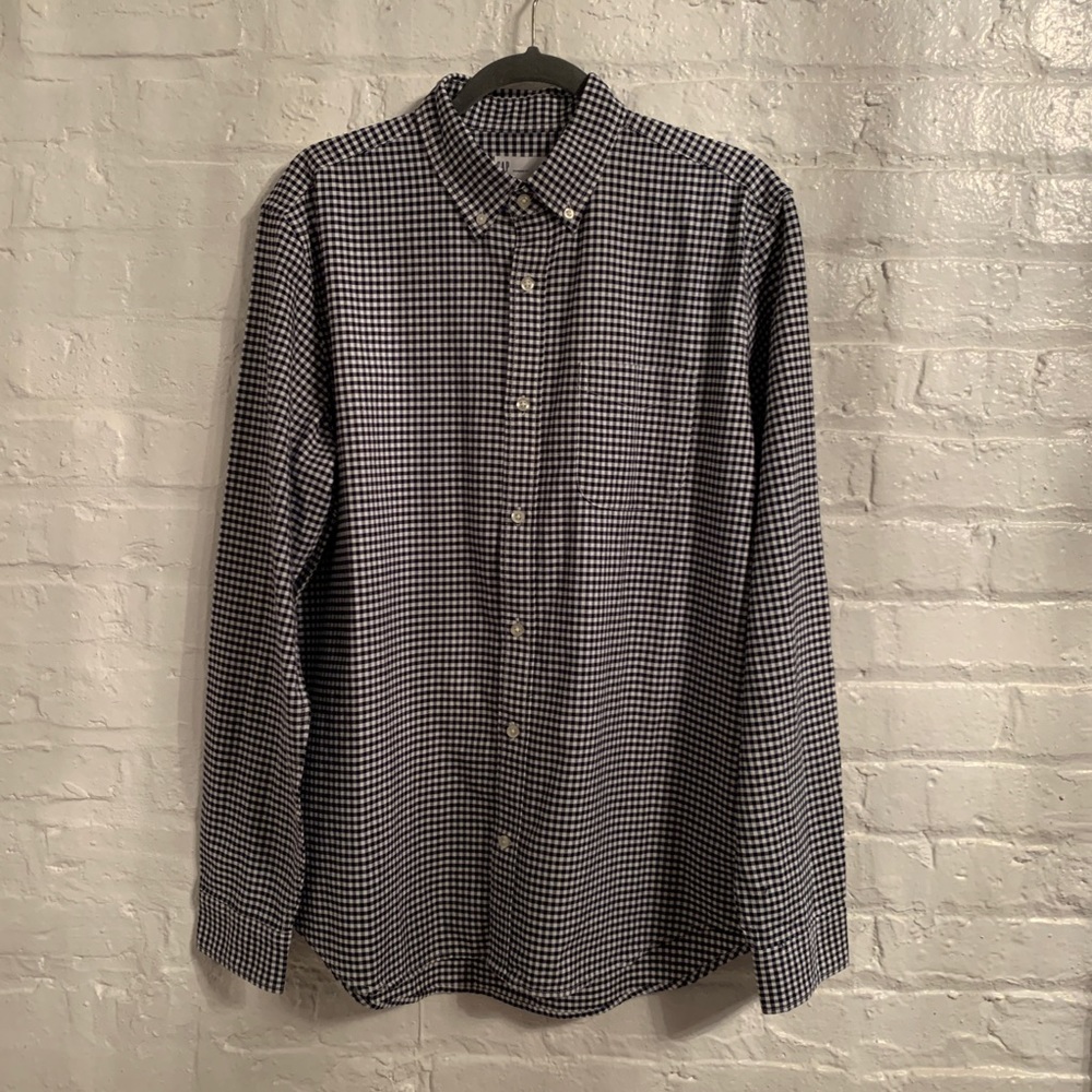Men’s Gap Button Down
